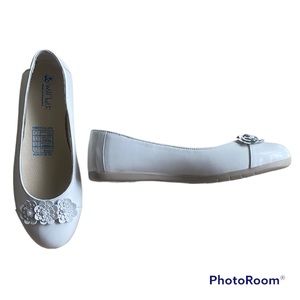 Girls' Flower Ballet Flats Size 31 (13 US) NWB